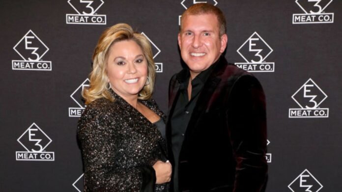 Trump pardons ex-‘Chrisley Knows Best’ stars Todd and Julie Chrisley