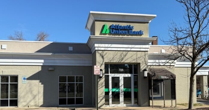 Atlantic Union sells $2B CRE portfolio to Blackstone unit