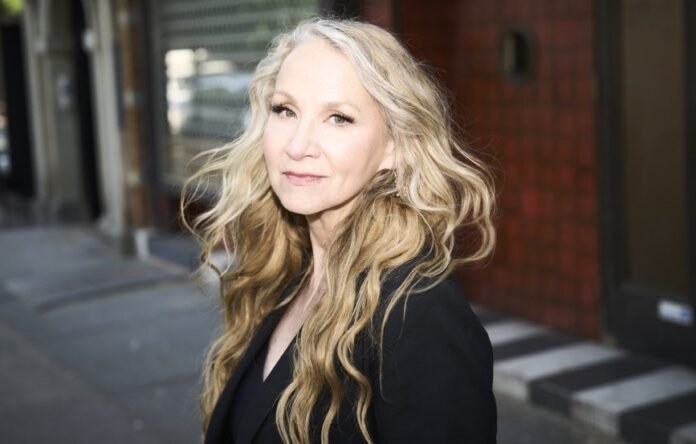 Joan Osborne & Friends will bring 'Dylanology' show to Union County Performing Arts Center