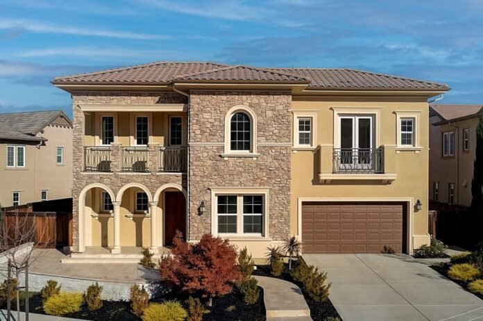 Just 28% of Homes Are Selling Above Asking Price, The Lowest Springtime Level Since 2020