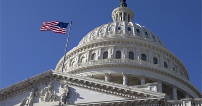 Lawmakers advance national trigger leads bill