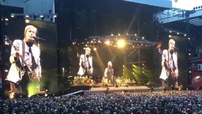 Paul McCartney joins Springsteen and E Street Band for two songs in Liverpool (WATCH HERE)