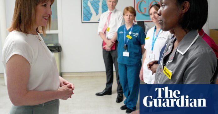 Reeves gambles on ‘renewing Britain’ to win trust of voters and see off Reform | Spending review 2025