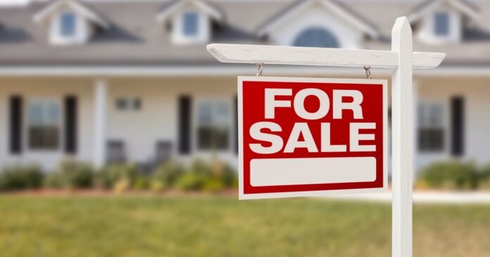 Sellers net record-high home prices in June: Redfin