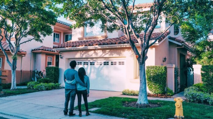 Higher rates aren’t stopping homebuyers from bargain hunting