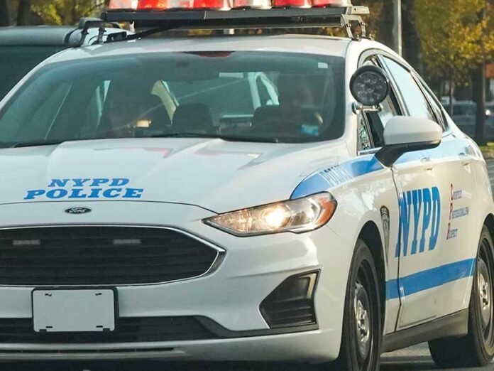 Man hospitalized with fractured skull after Brooklyn street assault