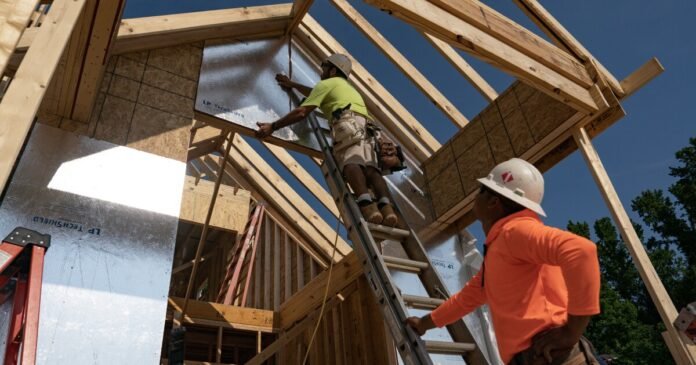 NAHB's top economist weighs tariffs, immigration, economics
