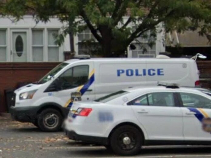 Philadelphia man pleads guilty to three armed store robberies over three-day span