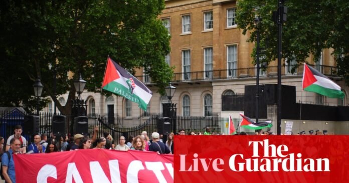 Starmer to hold emergency cabinet meeting on Gaza amid calls to recognise Palestinian state – UK politics live | Politics