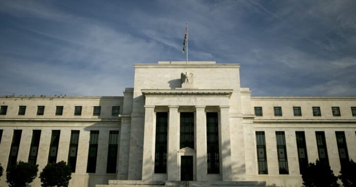 Treasuries extend drop as pressures build on longer-dated debt