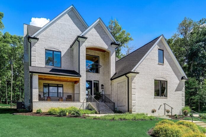 Mortgage Rates Are Falling, Home-Price Growth Is Cooling and Supply Is Outpacing Demand