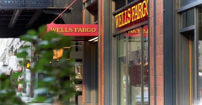 Wells Fargo to name Scharf chairman